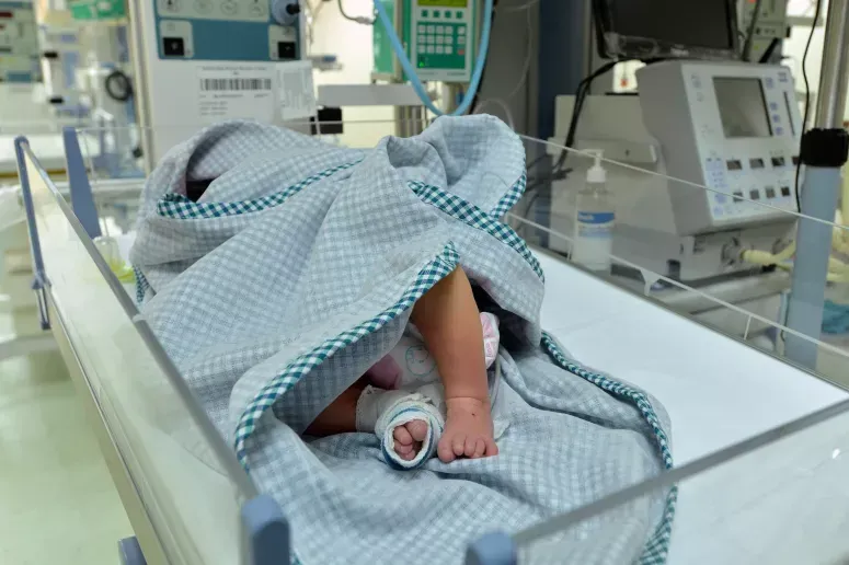 Retinopatia de prematuridade é uma das principais causas de baixa visão e cegueira na infância, alertam oftalmologistas